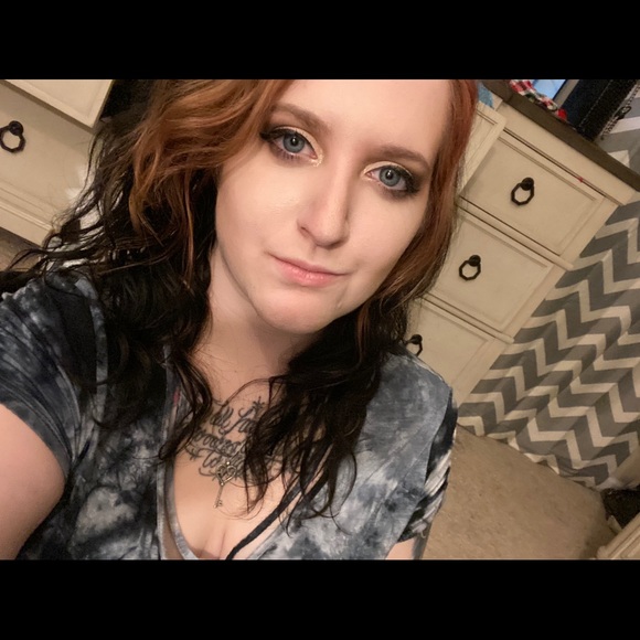 Meet your Posher, Megan - Picture 1 of 1